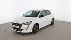 Blanco Usado 2023 Peugeot 208 Allure Utilitario | 16.499 € (Precio justo)