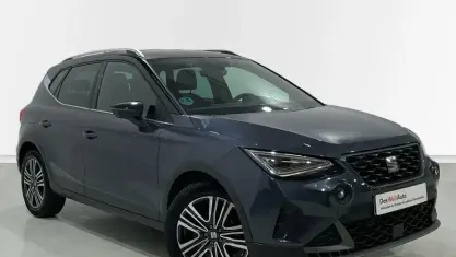 Usado Seat Arona FR 116 CV (85 kW) 2024 Gris SUV