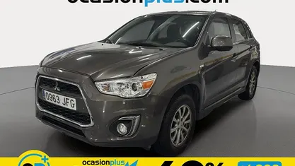 Usado Mitsubishi ASX 117 CV (86 kW) 2015 Oro SUV