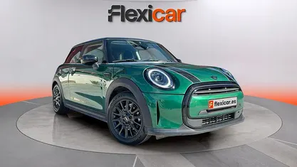 Usado Mini Cooper 136 CV (100 kW) 2022 Verde Utilitario