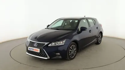 Usado Lexus CT200h 136 CV (100 kW) 2018 Azul Berlina