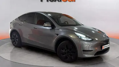 Gris Usado 2024 Tesla Model Y SUV | 38.790 € (Buen precio)