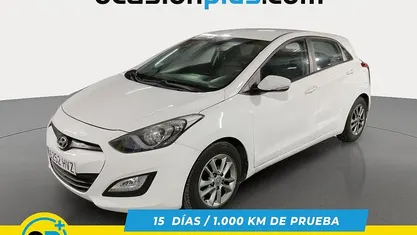 Blanco Usado 2014 Hyundai i30 Utilitario | 8690 € (Buen precio)