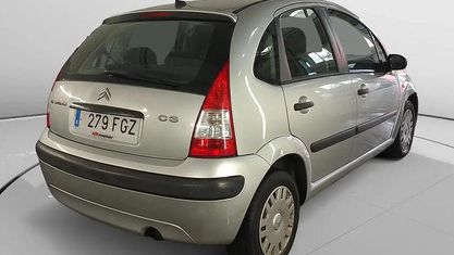 Usado Citroën C3 70 CV (51 kW) 2006 Gris Utilitario