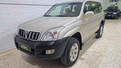 Używany Toyota Land Cruiser 173 KM (127 kW) 2007 Beżowy SUV