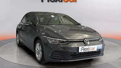 Usado VW Golf VIII Life 116 CV (85 kW) 2021 Gris Berlina