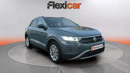 Usado VW T-Roc Life 150 CV (110 kW) 2023 SUV