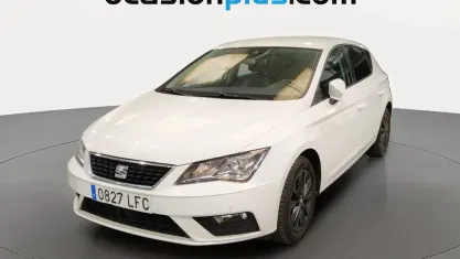 Usado Seat Leon Style 116 HP (85 kW) 2020 Branco Citadino