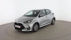 Plata Usado 2024 Toyota Yaris Hybrid Active Utilitario | 21.699 € (Precio justo)