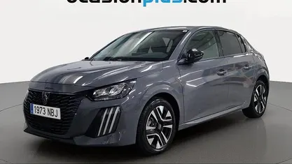 Usado Peugeot 208 Allure 102 CV (75 kW) 2025 Gris Utilitario