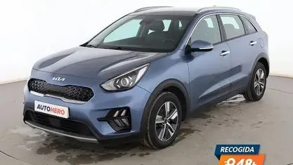 Usado Kia Niro 141 HP (103 kW) 2022 Azul SUV