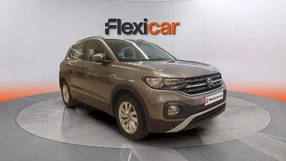 Usado VW T-Cross Advance 95 CV (69 kW) 2021 Gris SUV