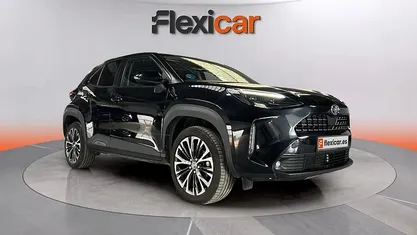 Usado Toyota Yaris Hybrid Plus 116 CV (85 kW) 2021