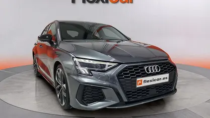 Usado Audi A3 Premium 150 CV (110 kW) 2021 Gris Berlina