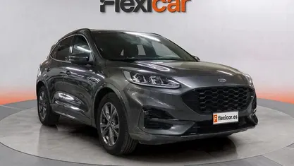Usado Ford Kuga ST-Line 120 CV (88 kW) 2024 SUV