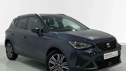 Usado Seat Arona FR 115 HP (84 kW) 2024 Cinzento SUV