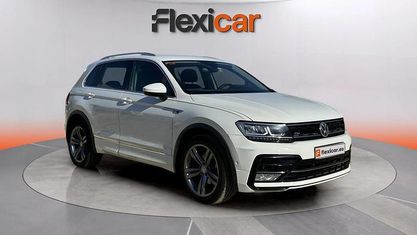 Begagnad VW Tiguan Sportline 150 HK (110 kW) 2017 Vit SUV