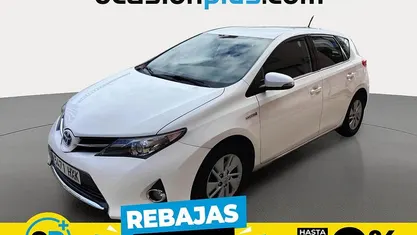 Blanco Usado 2014 Toyota Auris Hybrid Active Utilitario | 12.590 € (Precio justo)
