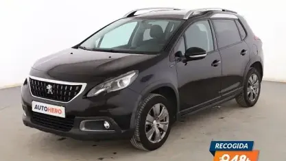 Usado Peugeot 2008 Signature Sky 82 CV (60 kW) 2019 Negro SUV