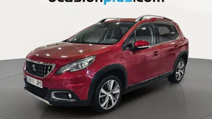 Usado Peugeot 2008 Allure 110 CV (80 kW) 2016 Rojo SUV