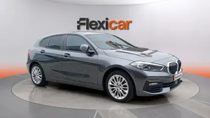 Usado BMW 118 150 CV (110 kW) 2020 Gris Utilitario