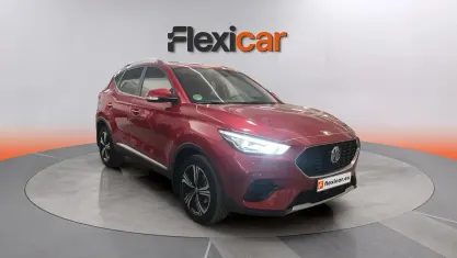 Usado MG ZS Comfort 106 CV (77 kW) 2023 Rojo SUV
