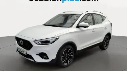 Usado MG ZS Luxury 106 CV (77 kW) 2023 Blanco SUV