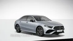 Gris Nuevo 2025 Mercedes A180 Berlina | 35.487 € (Precio justo)