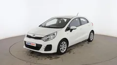Blanco Usado 2016 Kia Rio Utilitario | 9799 € (Precio justo)