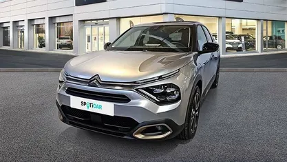 Gris Usado 2023 Citroën e-C4 Berlina | 21.490 € (Precio justo)