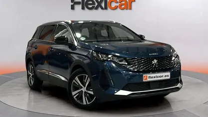 Usado 2023 Peugeot 5008 Allure SUV | 21.790 € (Super precio)