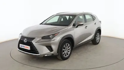 Usado Lexus NX300h Business Edition 197 CV (144 kW) 2018 Gris SUV