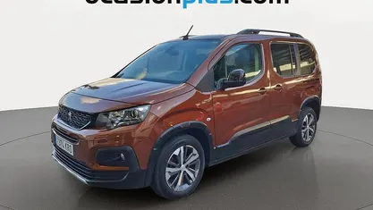 Usado Peugeot Rifter GT-line 100 CV (73 kW) 2018 Monovolumen