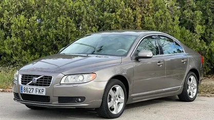 Beige Usado 2007 Volvo S80 Momentum Berlina | 6990 € (Precio justo)