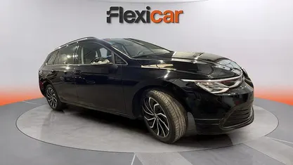 Usado VW Golf VIII Life 131 CV (96 kW) 2021 Berlina