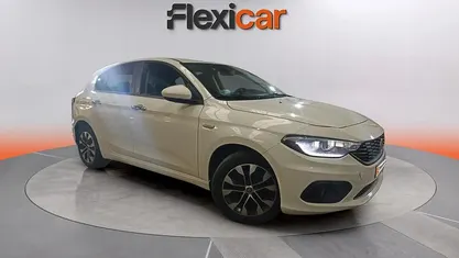 Usado Fiat Tipo Cross 95 HP (69 kW) 2021 Branco Citadino