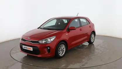 Usado Kia Rio Plus 100 CV (73 kW) 2018 Berlina