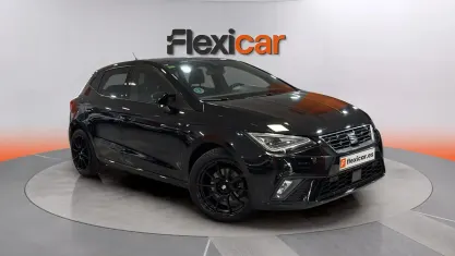 Usado Seat Ibiza FR 110 HP (80 kW) 2022 Preto Citadino