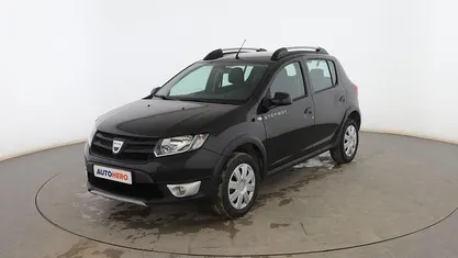 Negro Usado 2016 Dacia Sandero Stepway Utilitario | 9799 € (Precio justo)