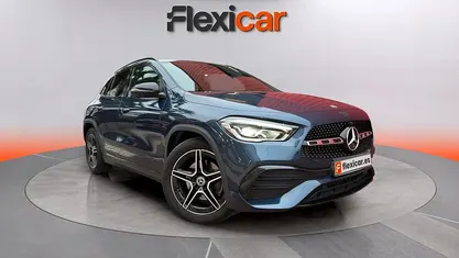 Usado Mercedes GLA200 150 CV (110 kW) 2021 Azul SUV