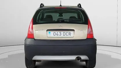 Brugt Citroën C3 XTR 90 HK (66 kW) 2004 Beige Hatchback