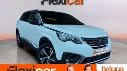 Käytetty Peugeot 5008 Allure 131 HP (96 kW) 2019 Valkoinen Katumaasturi