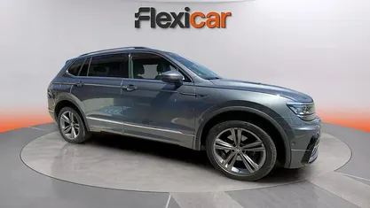 Usado VW Tiguan Allspace Sportline 150 CV (110 kW) 2020 Gris SUV