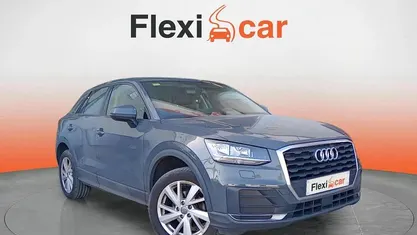 Usado Audi Q2 Advanced Plus 116 CV (85 kW) 2019 Gris SUV