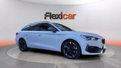 Usado Cupra Leon 150 HP (110 kW) 2023 Branco Carrinha