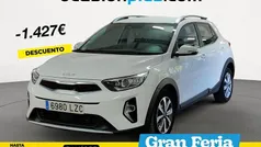 Usado 2022 Kia Stonic SUV | 15.700 € (Buen precio)