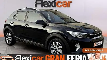 Usado Kia Stonic 101 CV (74 kW) 2022 Negro SUV