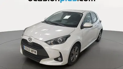 Usado 2024 Toyota Yaris Hybrid Active Utilitario | 16.819 € (Precio justo)