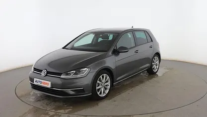 Usado VW Golf VII Advance 125 CV (91 kW) 2017 Gris Utilitario