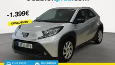 Usado 2024 Toyota Aygo Play Utilitario | 15.390 € (Precio justo)